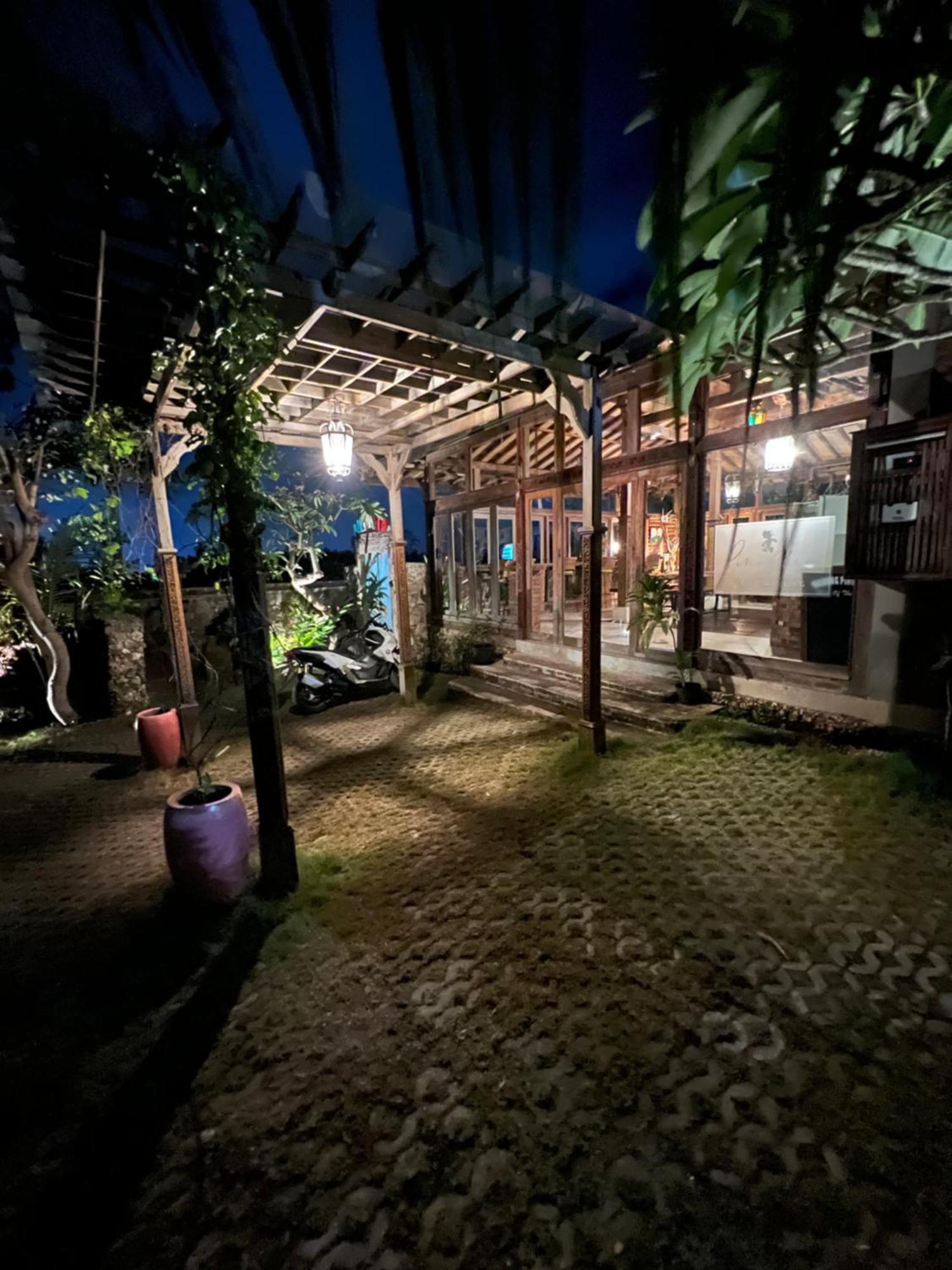 Pinokkio B&B Restaurant Ungasan Dış mekan fotoğraf